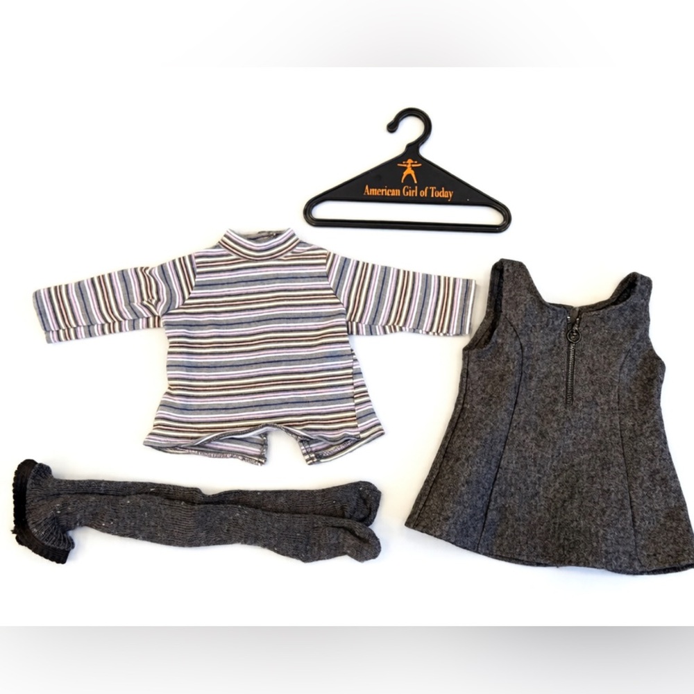 1st Edition Pleasant Co 1996 AGOT School Jumper, Shirt, Tights, Boots & Hanger